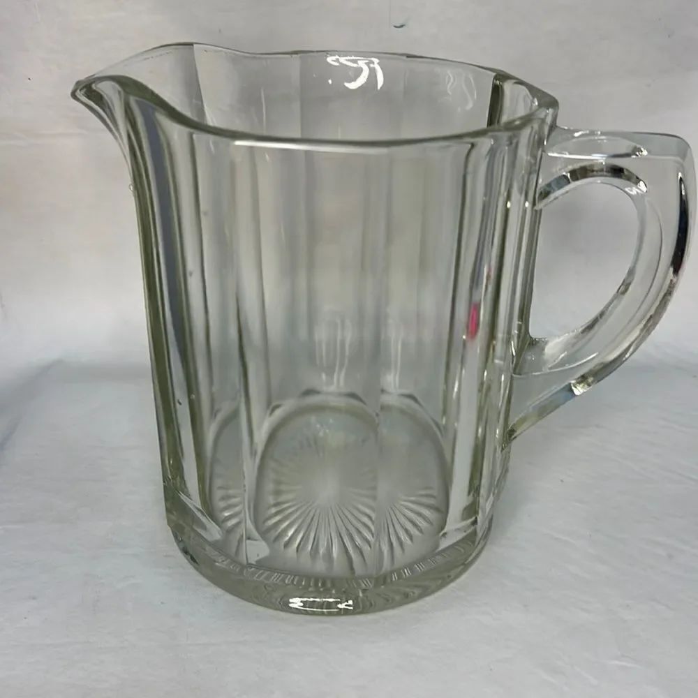 Pitcher Clear Heavy Glass With Handle 5 Cups Or 40 Ounces Weighs 2 Pounds 12 Oz